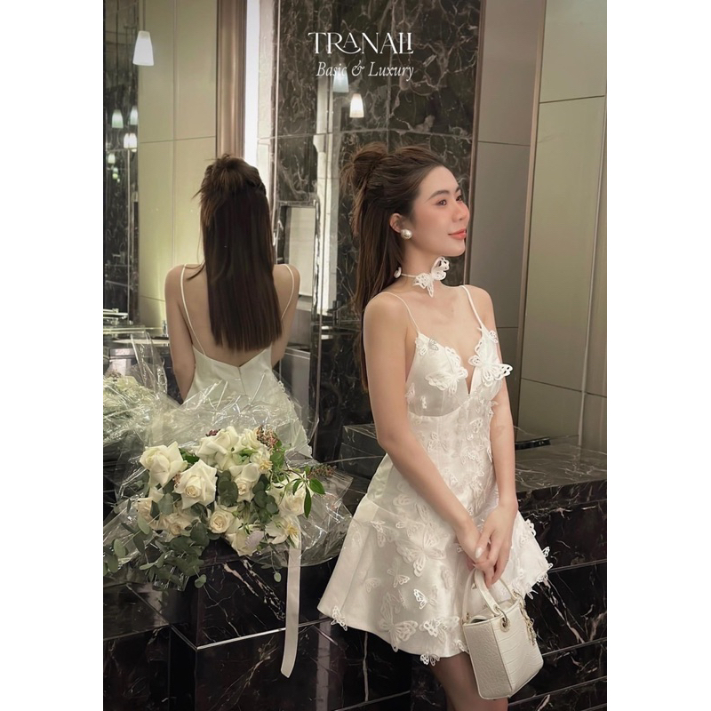 Đầm 2 dây xẻ kết hoa