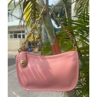 [Chính hãng] Túi Coach swinger with chain