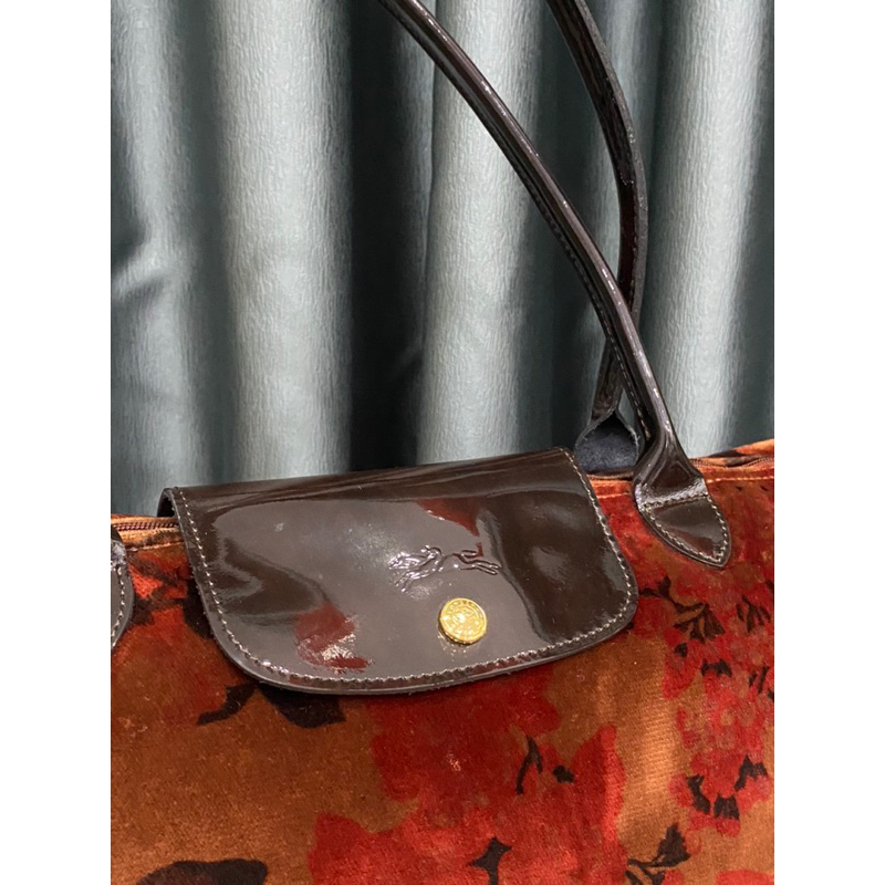 Túi si hiệu LONGCHARM của Pháp nhung hoạ tiết phối da