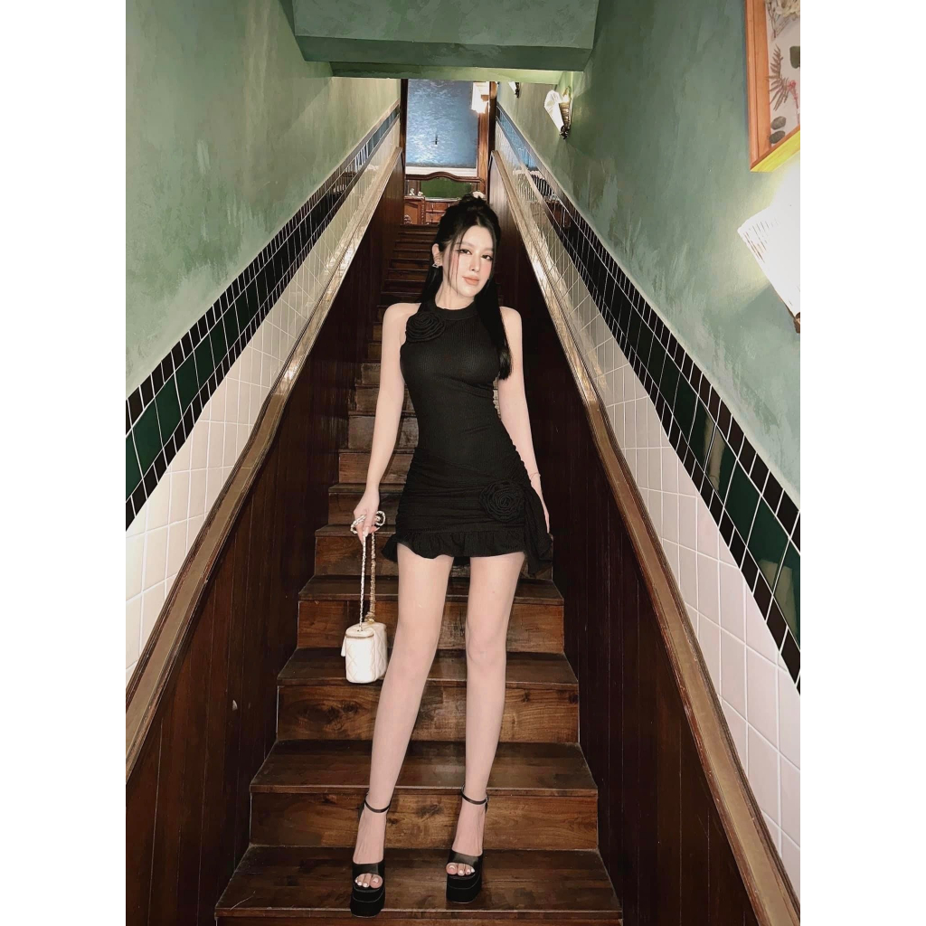 D52 Đầm Thun Body Sát Nách Đính Hoa Ôm Body Hai Màu Đen Trắng Kem Chât Thun Cực Đẹp 21ROOM