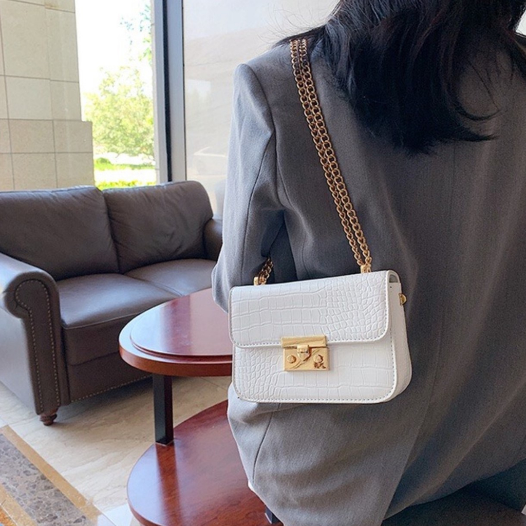 Túi xách nữ, túi đeo chéo khoá miu da rắn mini K01