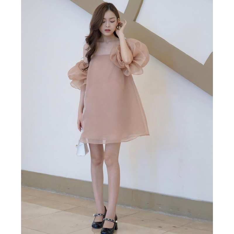 Váy trễ vai tay bồng màu Hồng san hô vả organza may kĩ Tahiti Dress - Hàng Chất Lượng Cao