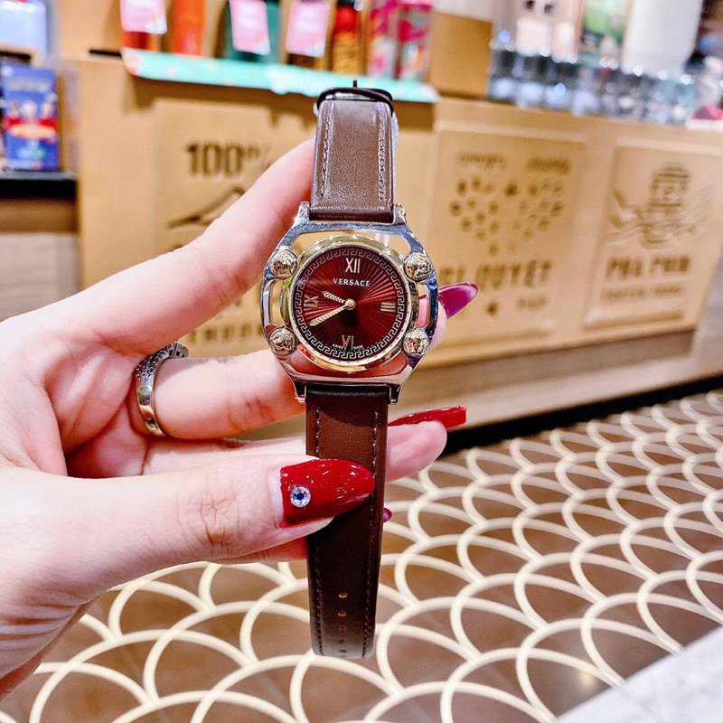 Đồng hồ Versace