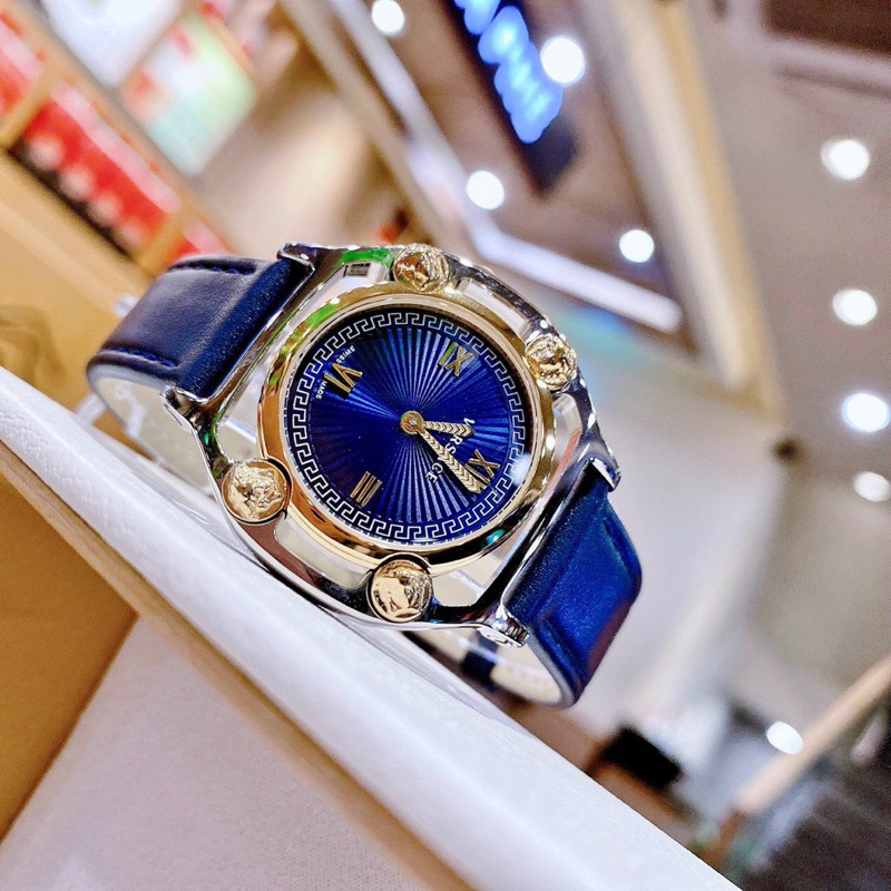 Đồng hồ Versace