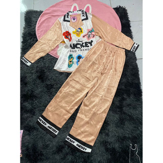 Bộ Pijama lụa xước ánh kim (ảnh tự chụp)