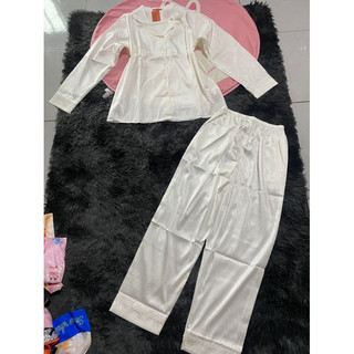 Bộ Pijama lụa xước ánh kim (ảnh tự chụp)