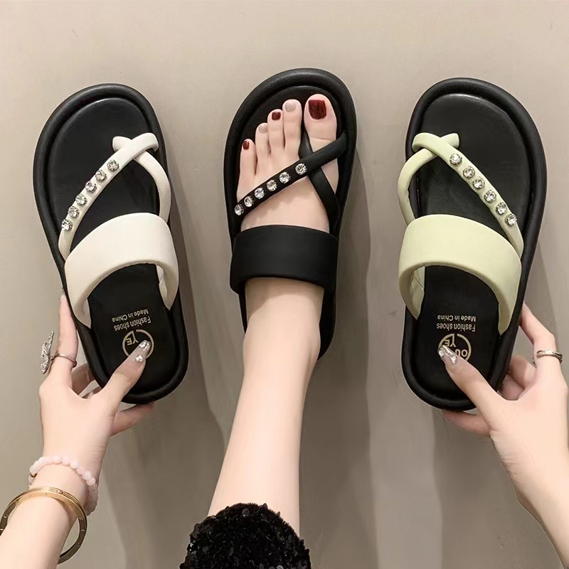 Dép xỏ ngón mặc ngoài nữ đế dày đính đá