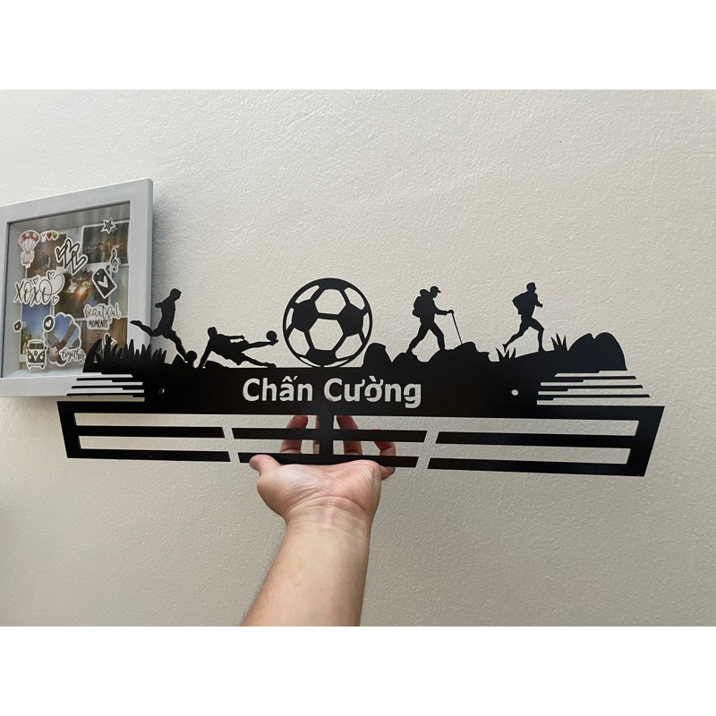 Giá Treo Huy Chương - Cắt CNC Tên VĐV - Tặng kèm Vít Nở