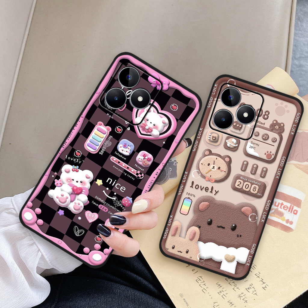 Ốp lưng Realme C53 hoạ tiết 3D nền kẻ caro, gấu đáng yêu