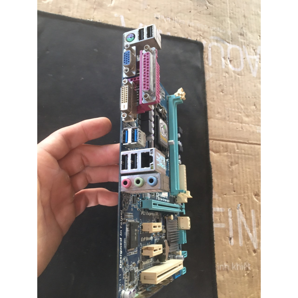 Mainboard Gigabyte B75 nguyên bảng