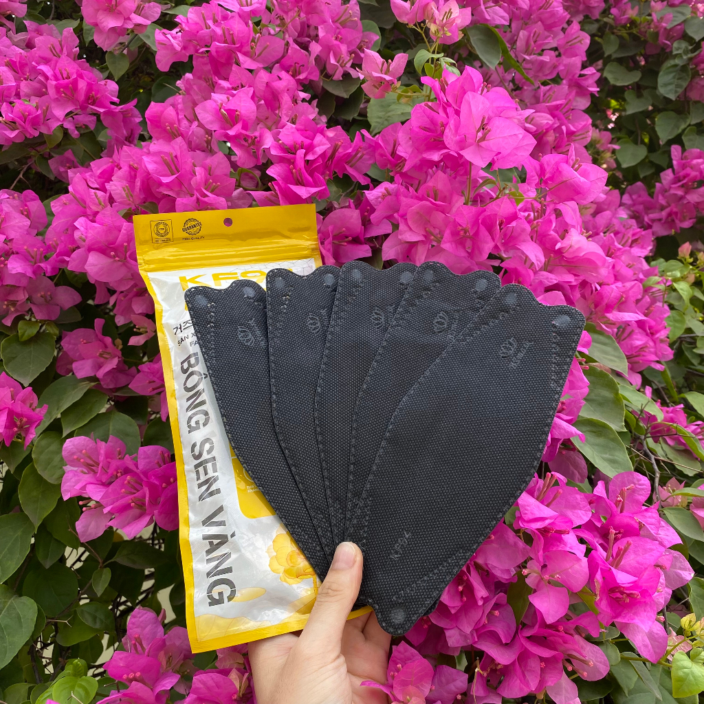 Khẩu Trang 4 Lớp KF94 - Thùng 300 cái BÔNG SEN VÀNG