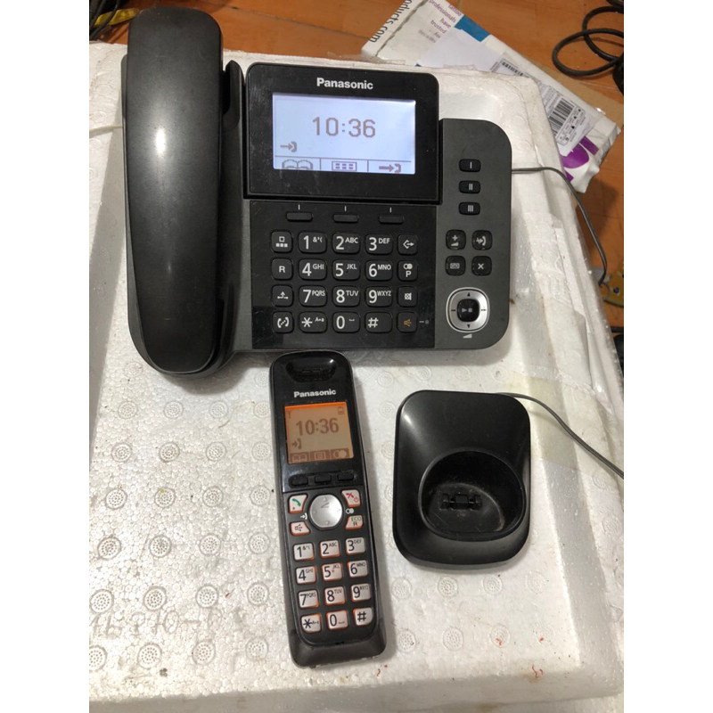 Điện thoại mẹ bồng con Panasonic kx-tgf310,Panasonic kx-tgf320