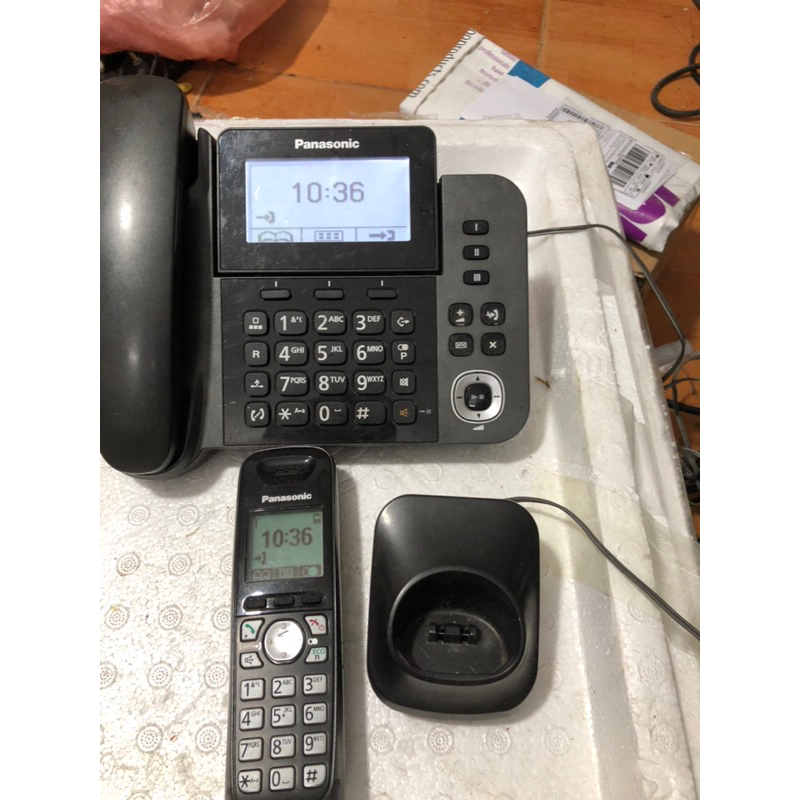 Điện thoại mẹ bồng con Panasonic kx-tgf310,Panasonic kx-tgf320