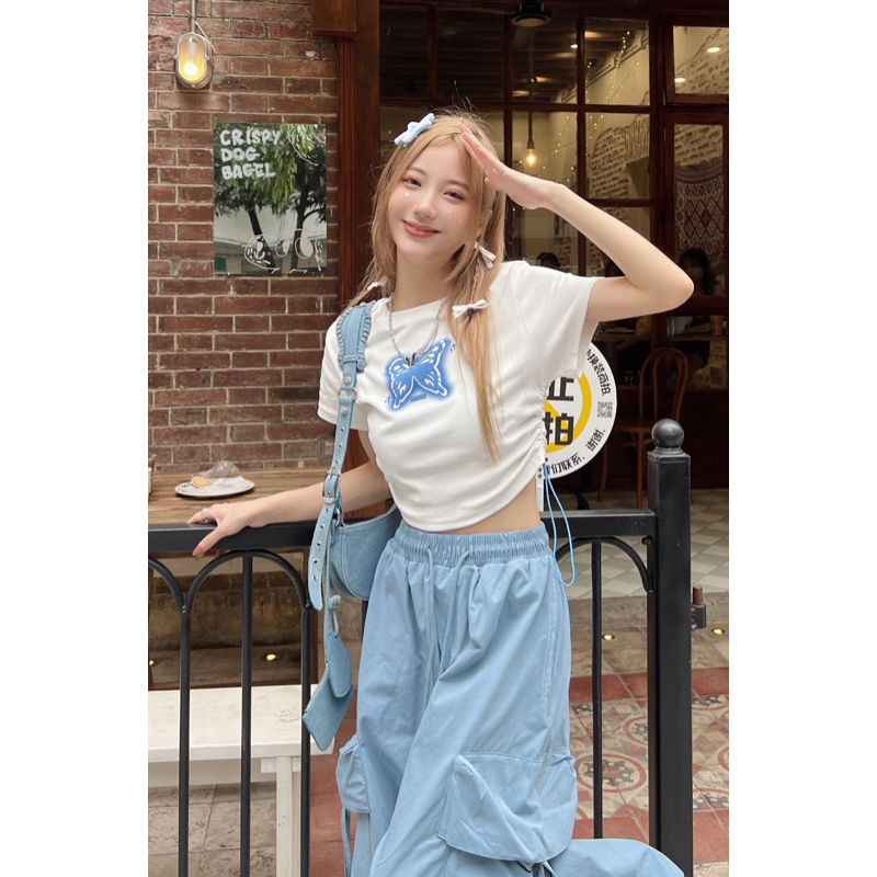 SET ÁO CROPTOP TRẮNG IN BƯỚM RÚT DÂY HÔNG + QUẦN SUÔNG CULOTTES XANH TÚI HỘP