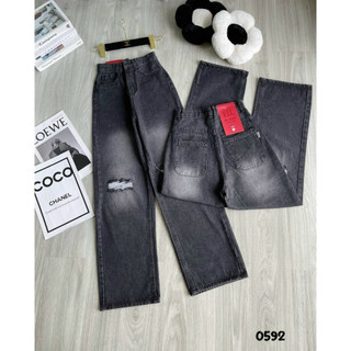 Quần Jeans Ống Suông Rách Gối