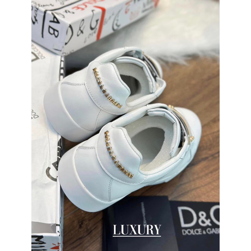 Giày Sneaker DG Logo Tag Trước Nổi Bật - Hàng Cao Cấp Logo Dập Đế Mẫu HOT 2023 Hàng Full Box