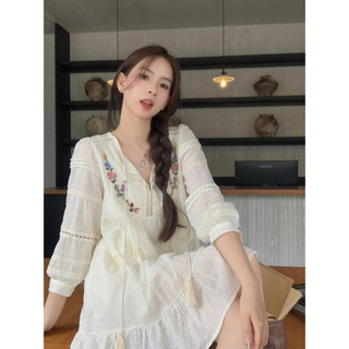 (ORDER) Váy tay phồng cổ thêu hoa màu trắng phối viền ren xòe babydoll style POHO điệu đà vintage
