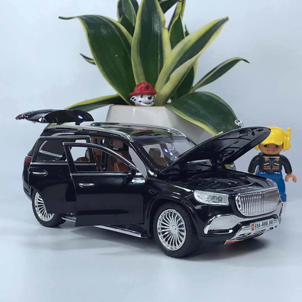 Mô hình xe Mercedes Maybach GLS600 1:24 hãng Chezhi bằng kim loại nội thất bầu trời sao