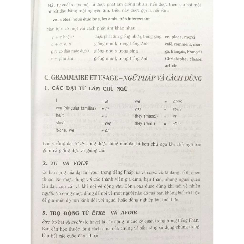 Sách - Cẩm nang hướng dẫn tự học tiếng Pháp - trình độ sơ cấp &amp; trung cấp (nghe qua QR)