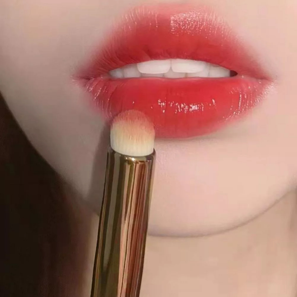 CỌ TÁN SON MÔI MỀM MẠI CAO CẤP