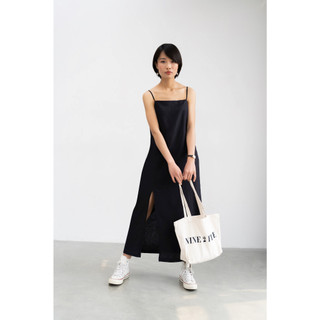 NINE 2 FINE - Váy linen hai dây xẻ tà linen front split dress