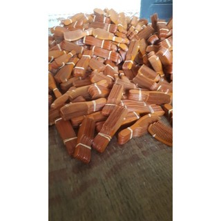 Lược gỗ phíp dày phổ thông