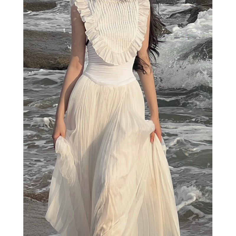 ONONMADE Set Hai Món Áo Croptop Yếm Kèm Đầm Dập Ly Dài Dáng Xoè Tiểu Thư Luna Midi Dress size XS