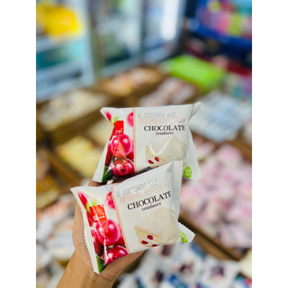 Bánh bông lan tươi phủ socola (cái)
