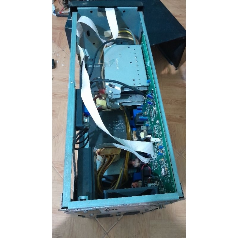 Kích điện , sóng sin , APC 2200 /1980w. Acquy hệ 48V kích lên 220V.