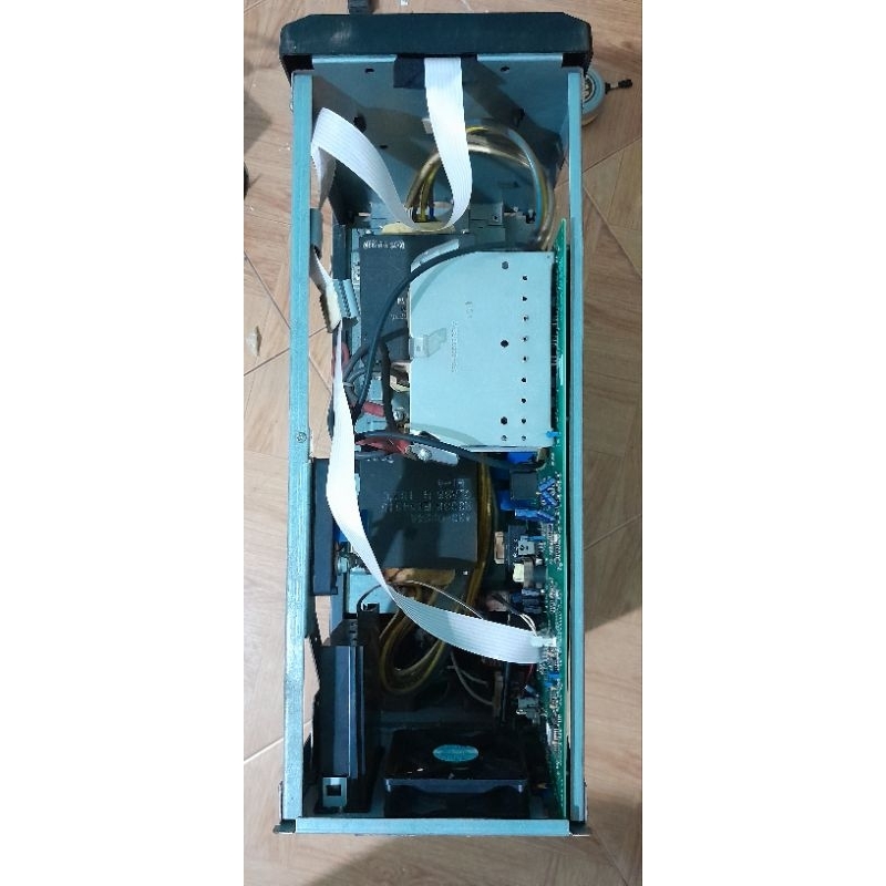 Kích điện , sóng sin , APC 2200 /1980w. Acquy hệ 48V kích lên 220V.