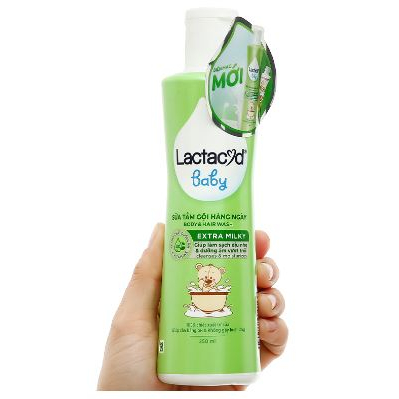 Sữa tắm gội Lactacyd trẻ em 250ml Cho làn da nhạy cảm, dưỡng ẩm