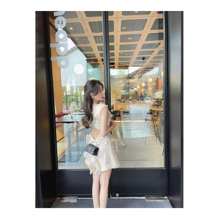 Đầm tiểu thư chấm bi