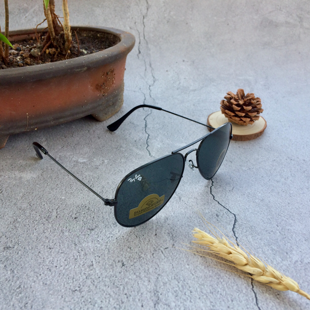 KÍNH RAYBANN 2hand Chuẩn Hãng .TRÒNG THỦY TINH CHỐNG UV. THỜI TRANG DÀNH CHO CẢ NAM VÀ NỮ