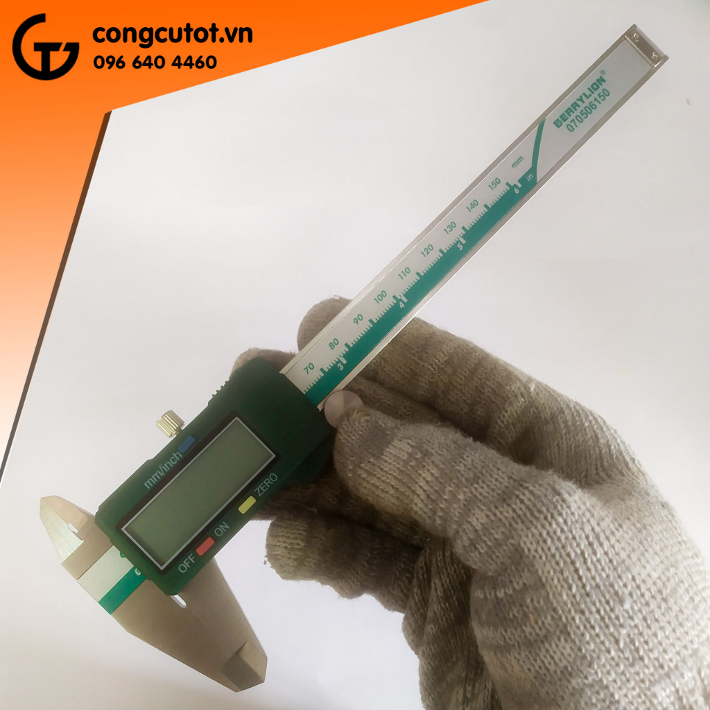 Thước cặp điện tử 150mm thân thép không gỉ mặt nhựa xanh Berrilion 070506150