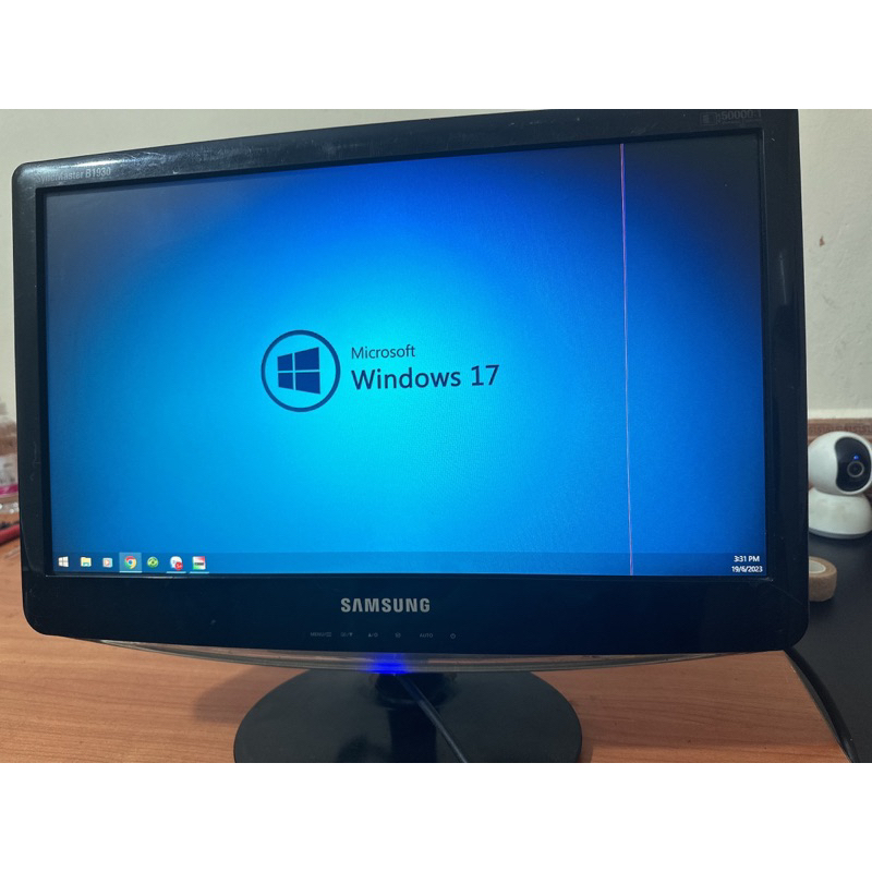 Màn hình 19 nám hoặc kẻ nhẹ như hình dùng cam,kĩ thuật