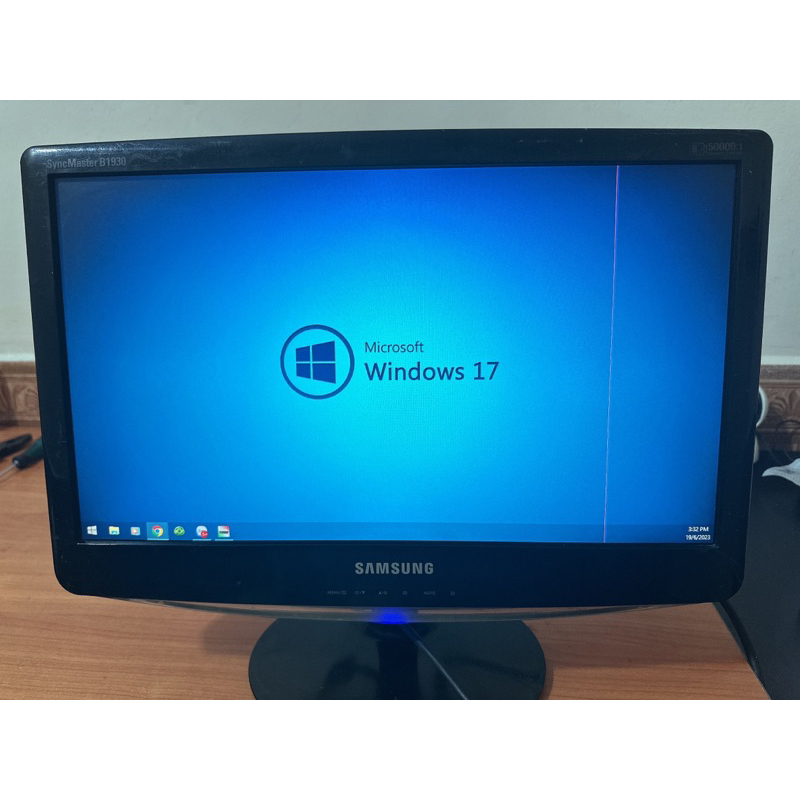 Màn hình 19 nám hoặc kẻ nhẹ như hình dùng cam,kĩ thuật