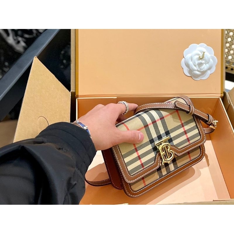 Túi xách nữ B.B.R bản chuẩn đẹp sz20cm bộ khóa vàng sáng bóng chất đẹp fullbox