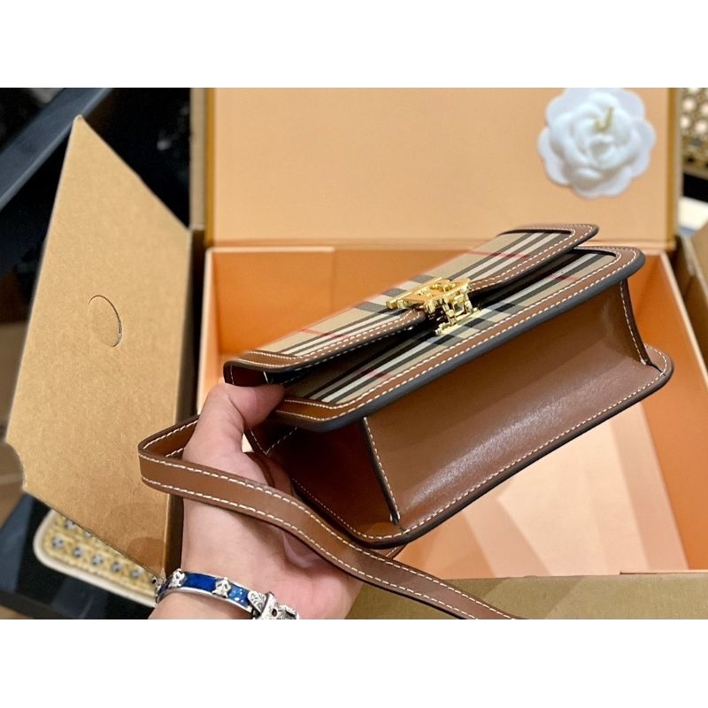 Túi xách nữ B.B.R bản chuẩn đẹp sz20cm bộ khóa vàng sáng bóng chất đẹp fullbox