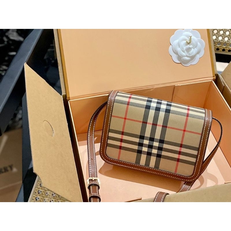 Túi xách nữ B.B.R bản chuẩn đẹp sz20cm bộ khóa vàng sáng bóng chất đẹp fullbox