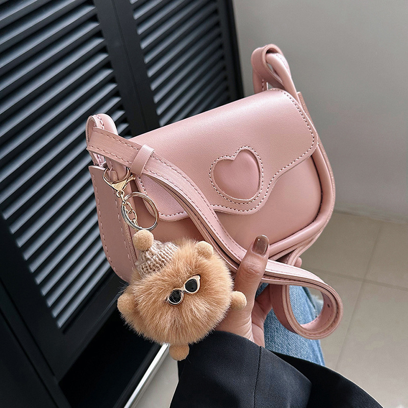 Túi đan tay handmade da Pu có hình trái tim hồng làm quà tặng thể hiện tình yêu với bạn gái - S&B