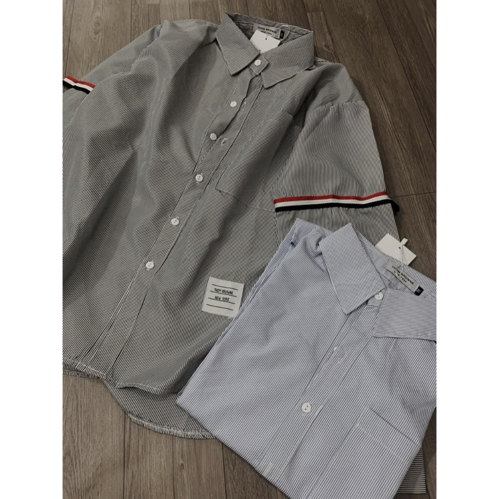 Áo sơ mi Thome nam nữ kẻ sọc 2 màu đứng form cực dễ phối đồ | BigBuy360 - bigbuy360.vn