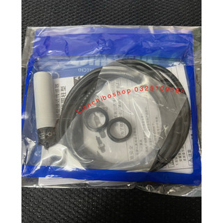 Cảm biến cr18-8ao