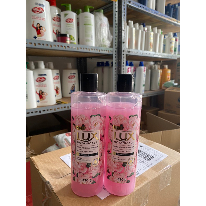 Combo 2c sữa tắm Lux 330g hương hoa hồng pháp quyến rũ