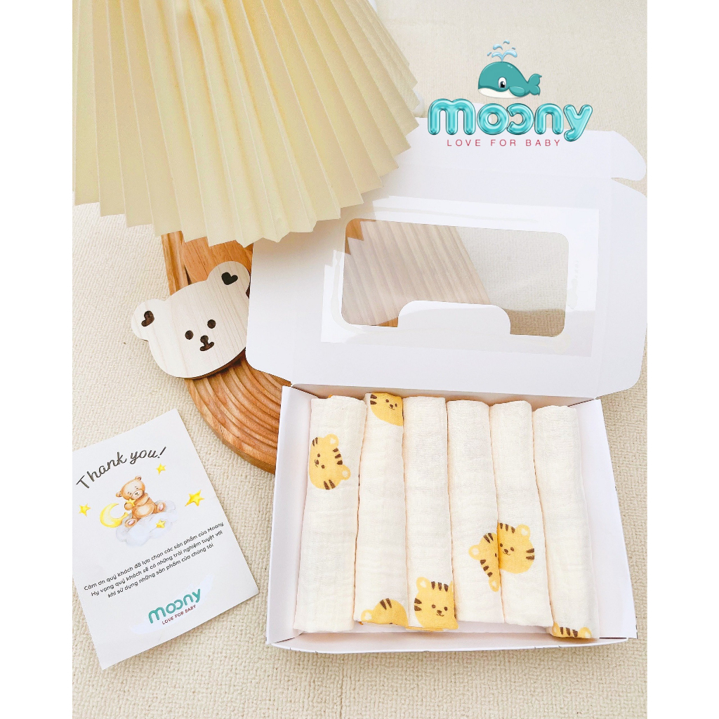 Khăn Xô Sữa Cho Bé Trai Bé Gái  Moony vài sợi muslin cao cấp, mềm mịn với nàn da bé kích thước 30 x 30 cm