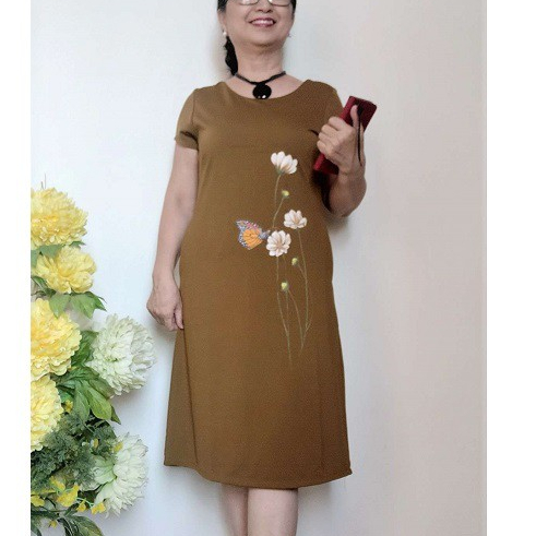 Size XL, 2XL, 4XL : Váy Đầm Trung Niên Vẽ Tay - Vải UMI Co Giãn Cao Cấp - Kiểu Dáng Suông
