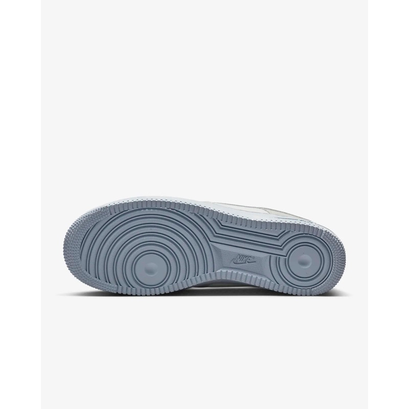 Giày Nike Air Force 1 '07 LV8 EMB