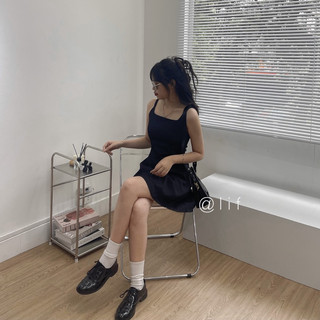 Váy hai dây loli