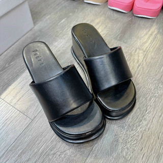 Dép xuồng trơn