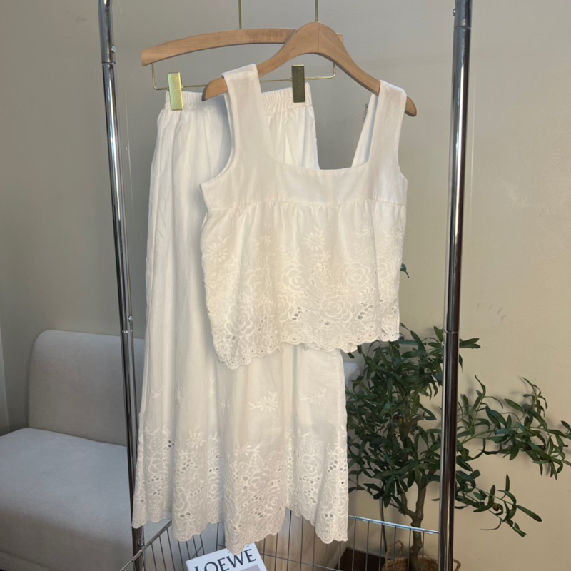 Set ren trắng áo 2 dây cổ vuông chân váy dài mặc đi chơi, đi du lịch 23'September Clothes