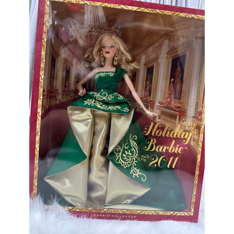 Búp bê Barbie Holiday 2011
